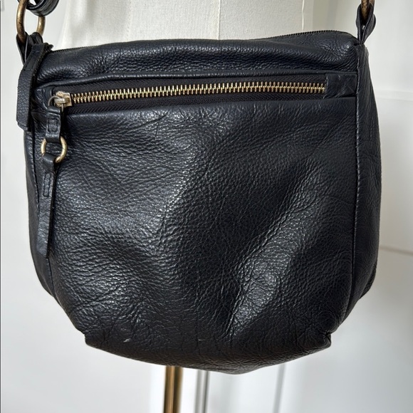 GREAT AMERICAN LEATHER WORK Sleek Black Crossbody Bag Y2K Vintage - Picture 3 of 15